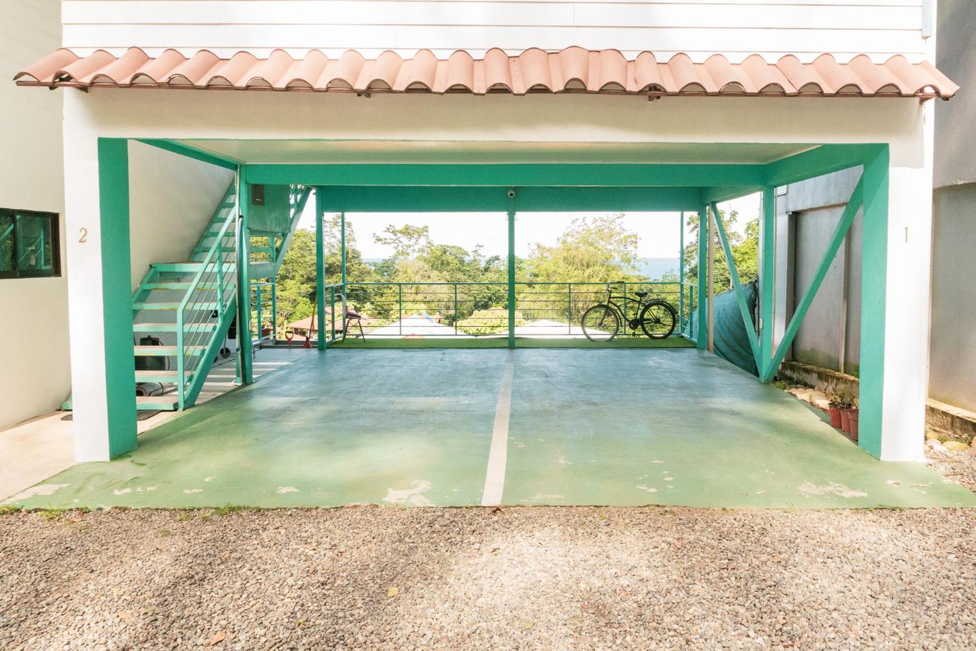 Ocean'S Breeze Apartment And Rooms Puerto Viejo de Talamanca Exterior photo